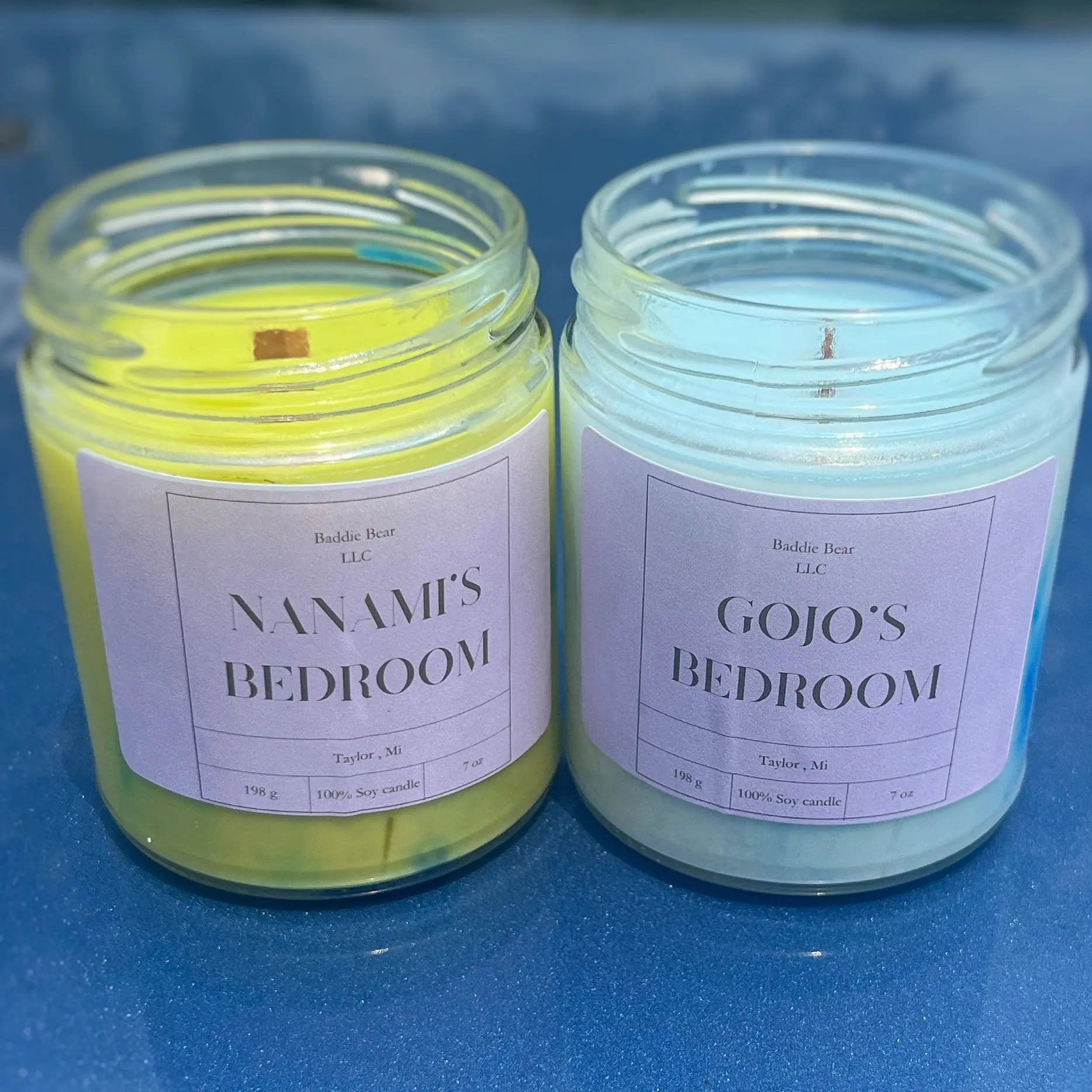 NANAMi’s bedroom anime Candle Baddiebbear